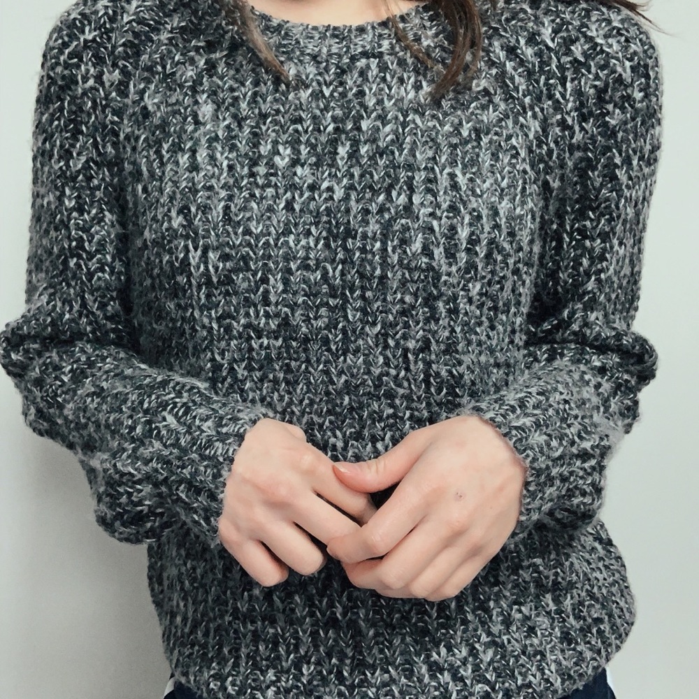 Forever 21 soft gray knit sweater